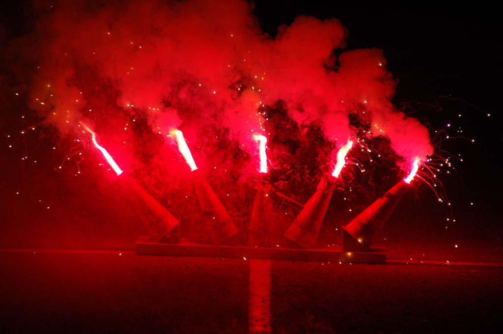 Feuerwerk mit fünf Zuckerstöcken