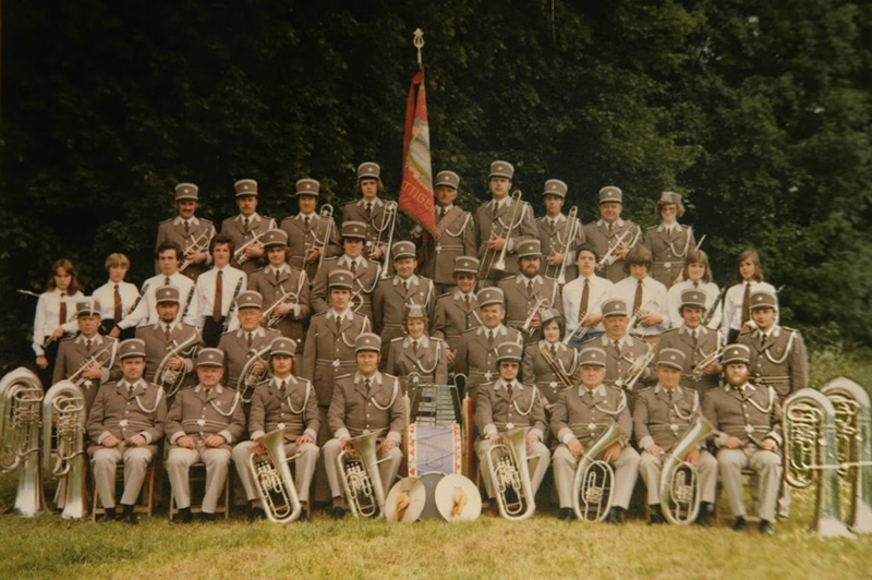 1974 800px